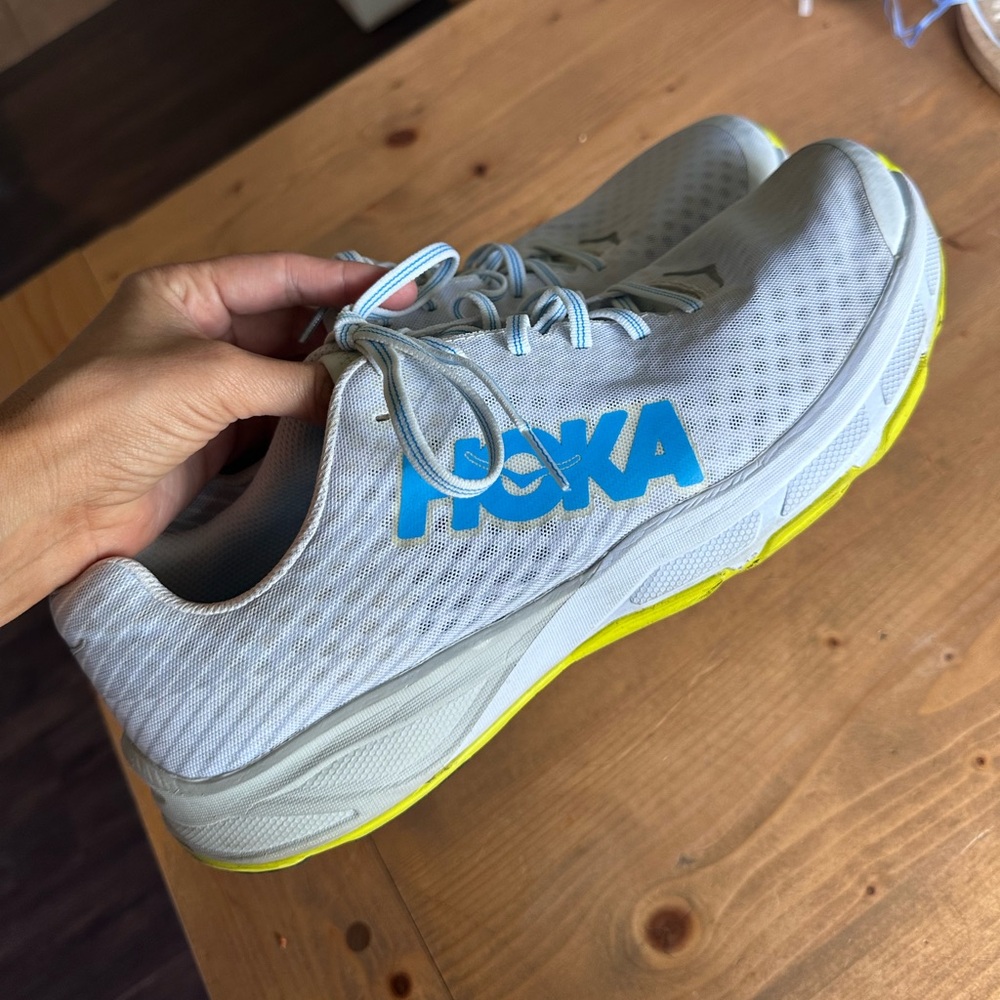 HOKA evo carbon rocket sneakers- 14